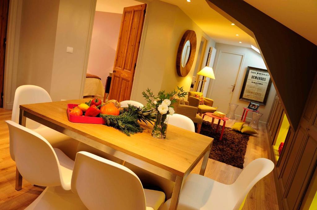 Château Clément - Les Collectionneurs Vals-les-Bains Habitación foto