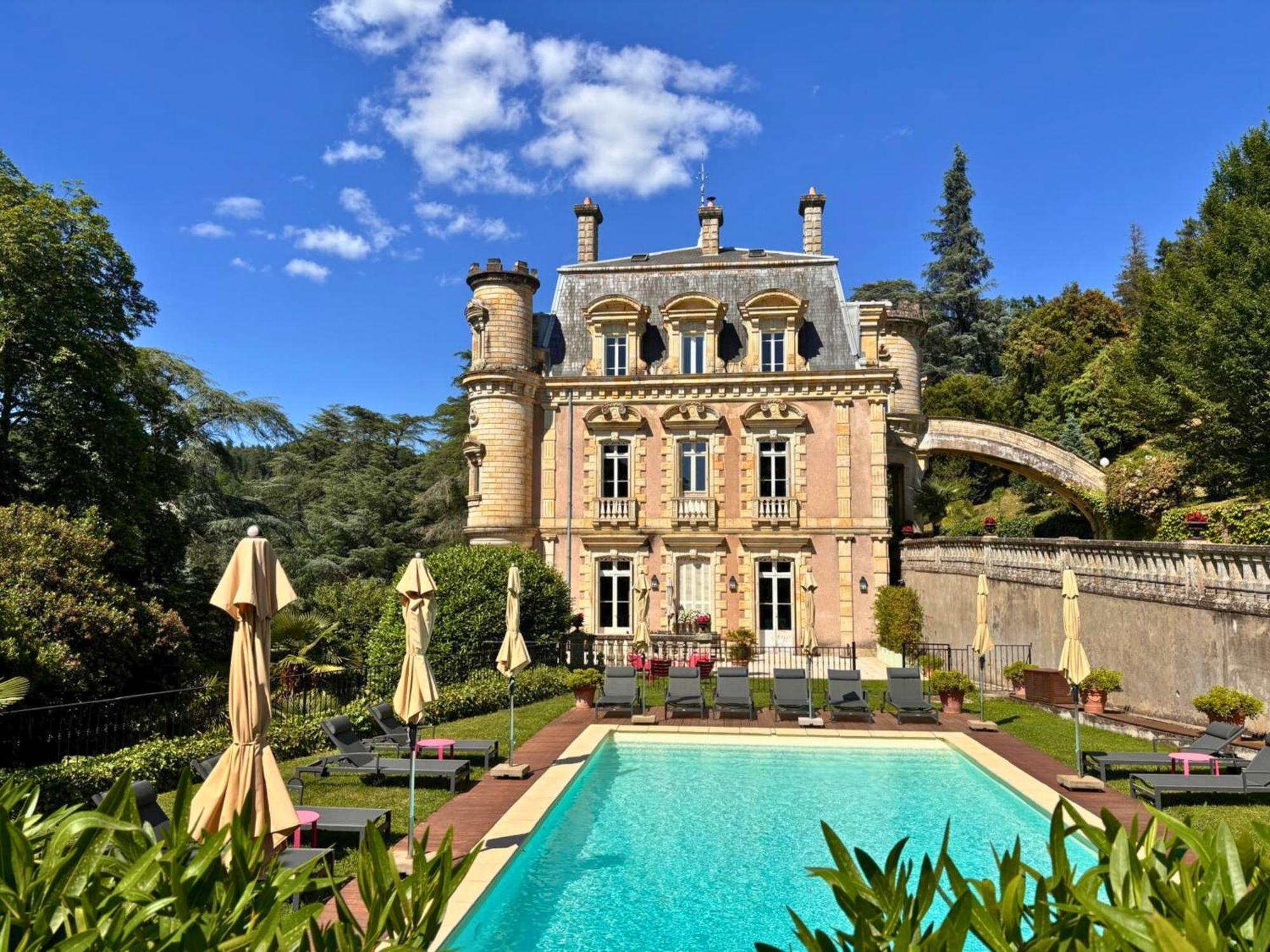 Château Clément - Les Collectionneurs Vals-les-Bains Exterior foto